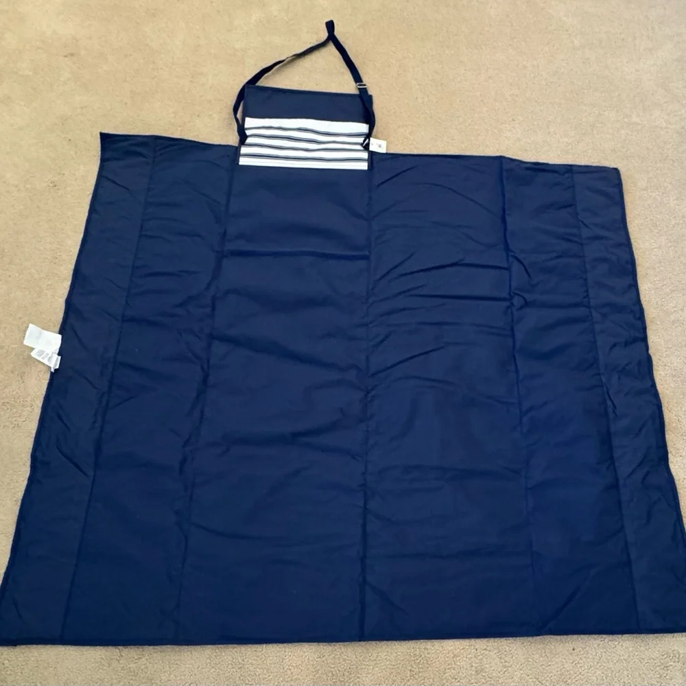 Pottery Barn Navy & White Variegated Beach Blanket NWT